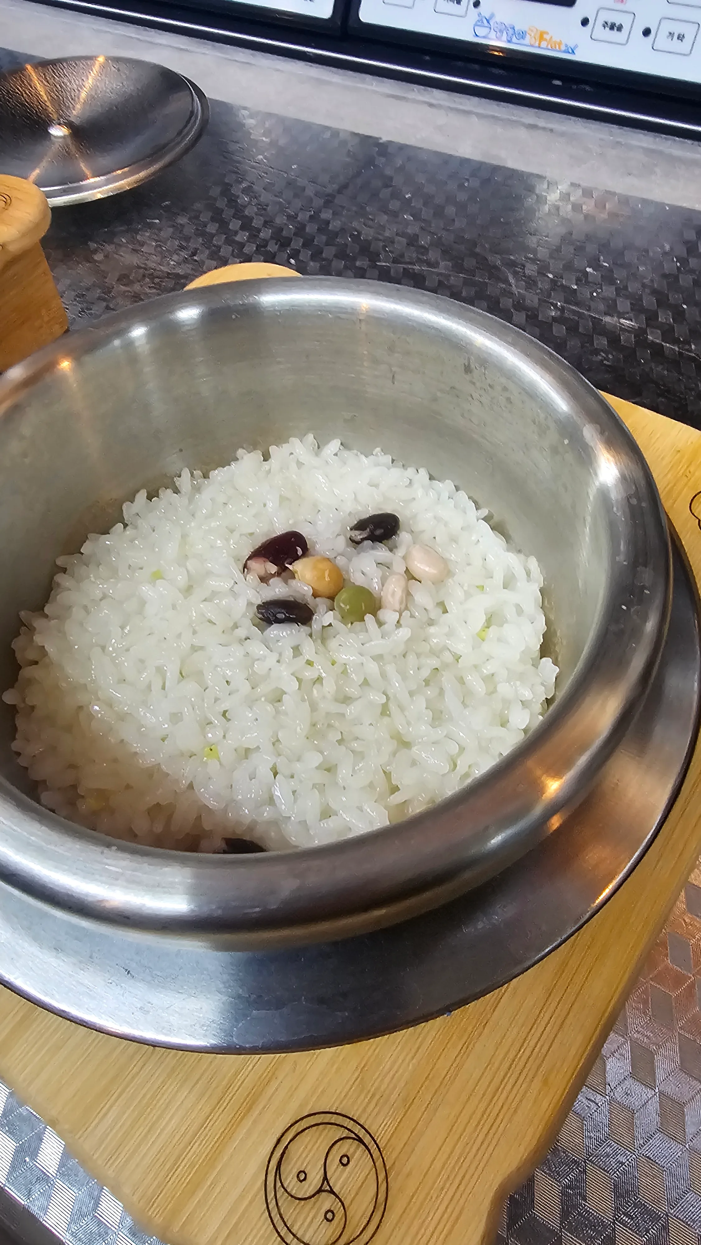 광교 점심 송담추어탕 솥밥 클로즈업